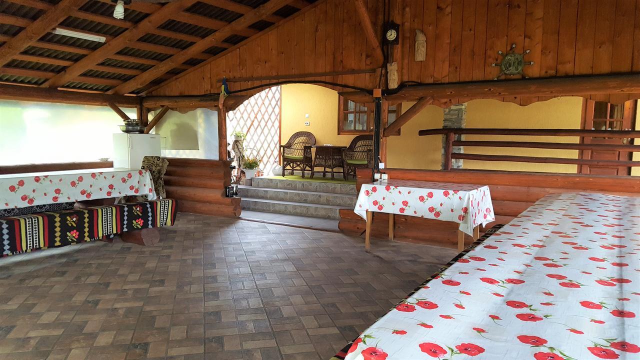 Casa De Vacanta Silvia Manastirea Humor Exterior foto